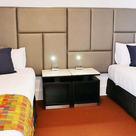 Country Capital Motel Tamworth Buitenkant foto